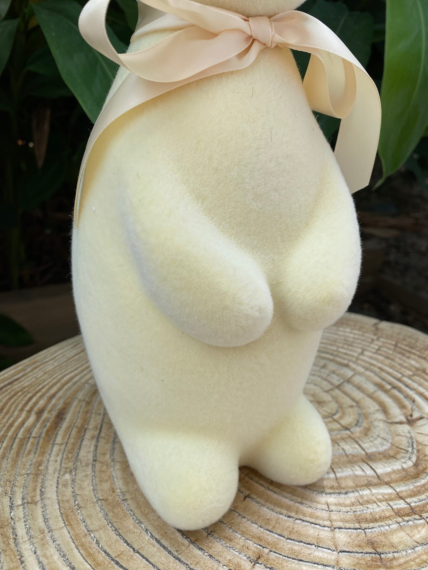 Medium Flocked Bunny - Yellow